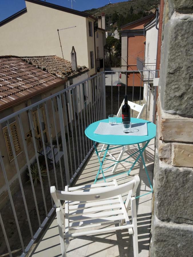 Apartamento La Casa Dei Panorami Di Colobraro Exterior foto