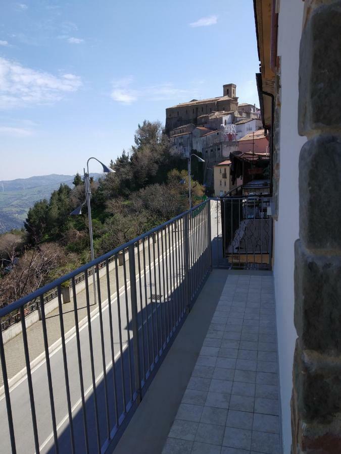 Apartamento La Casa Dei Panorami Di Colobraro Exterior foto