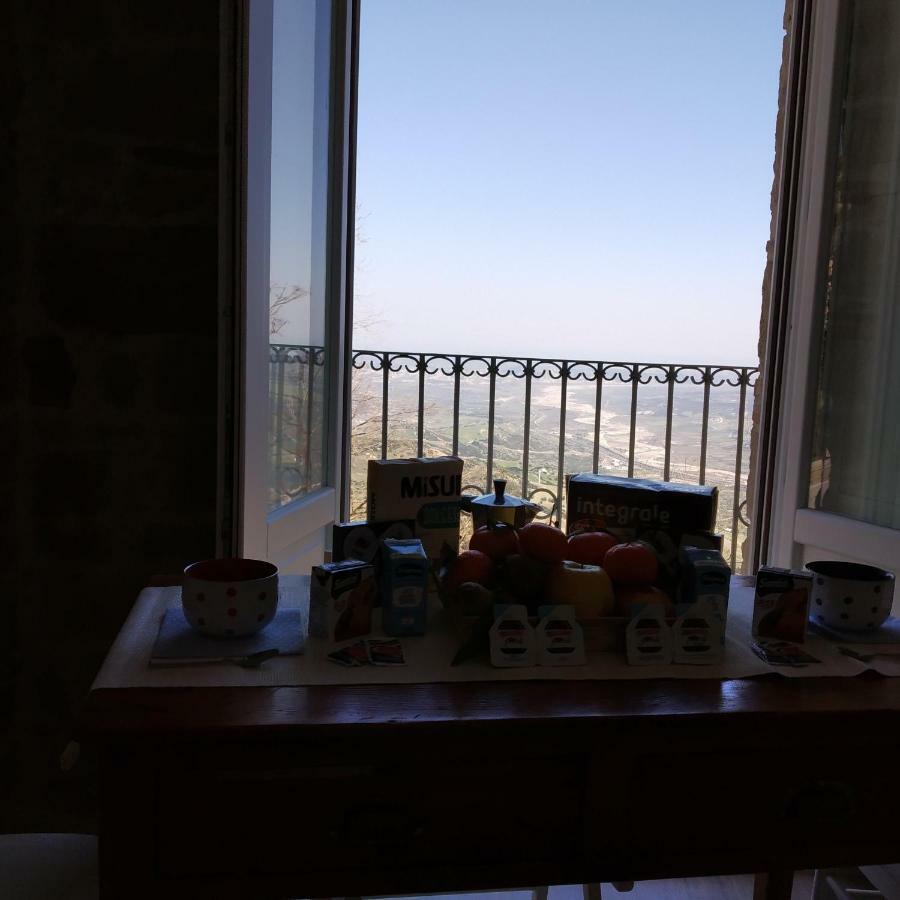 Apartamento La Casa Dei Panorami Di Colobraro Exterior foto